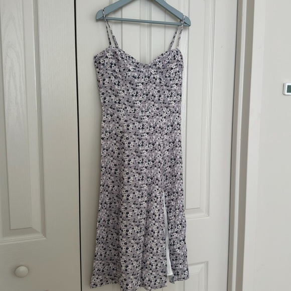 Sunday Best midi dress - Picture 2 of 6